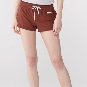 Vuori Clementine Shorts - Women's 2.5" inseam